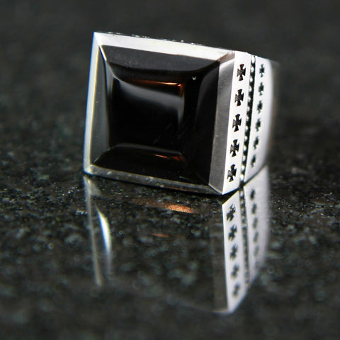 Thirty Two Cross Onyx Ring MC28MR